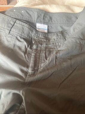 Columbia Omni Wick Grey woman’s shorts 10